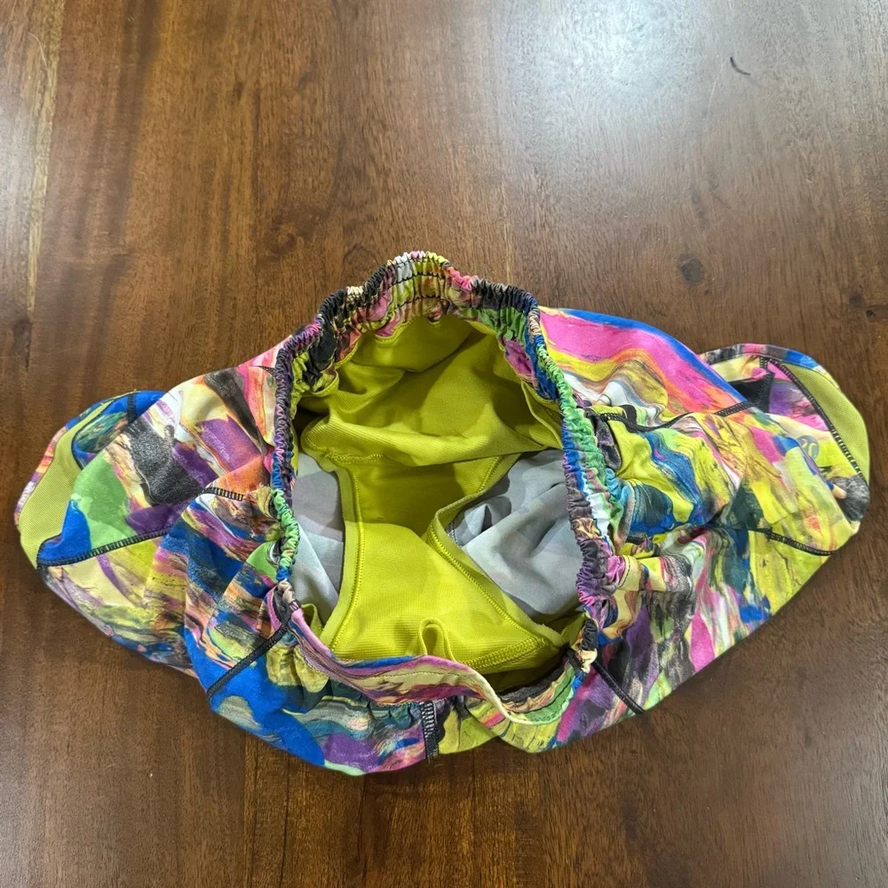 Lululemon‎ Hotty Hot Low Rise 4” Shorts Size 2